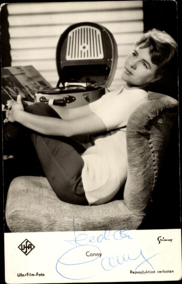 Actress and singer Conny Froboess, portrait, autograph, radio