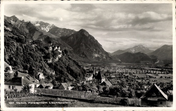 Postcard Vaduz Liechtenstein, general view