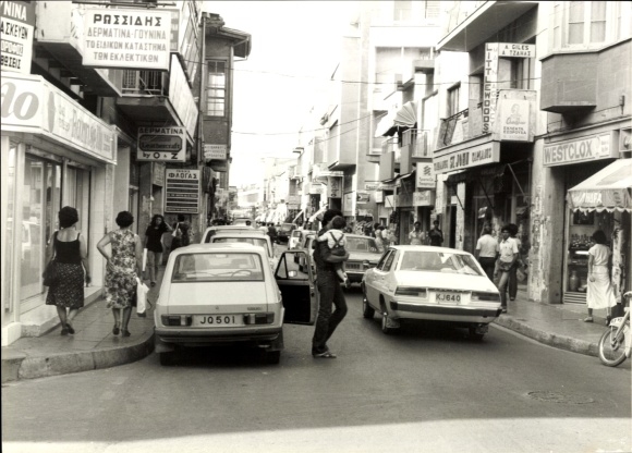 Photo Nicosia Cyprus, shops, cars, passers-by