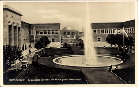 Postcard Düsseldorf am Rhein, Kunstpalast Ehrenhof, Planetarium