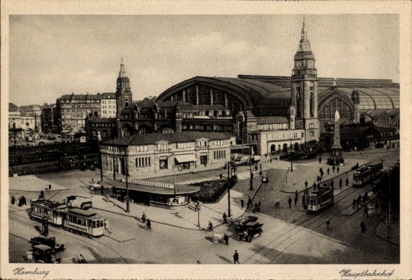 Hamburg Mitte Old Town, view of the main train station, trams