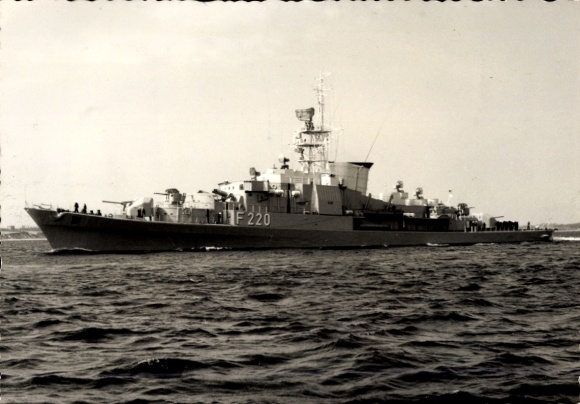 Photo Postcard warship F220, German Navy