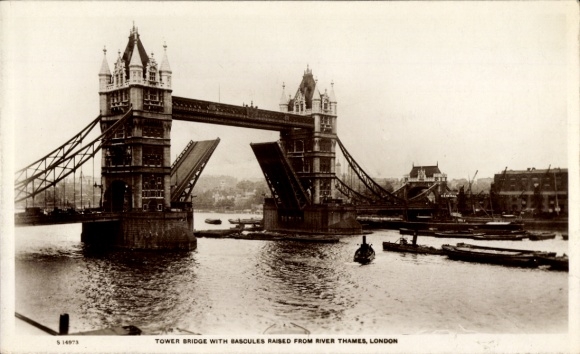 PC London England, Tower Bridge