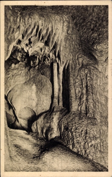 Mladeč Region Olomouc, stalactite cave, column cave