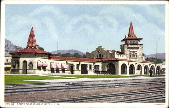 Postcard Santa Fe New Mexico USA, train station in the rayon