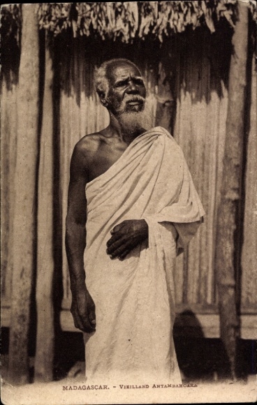 Postcard Madagascar, Old Man Antambahoaka