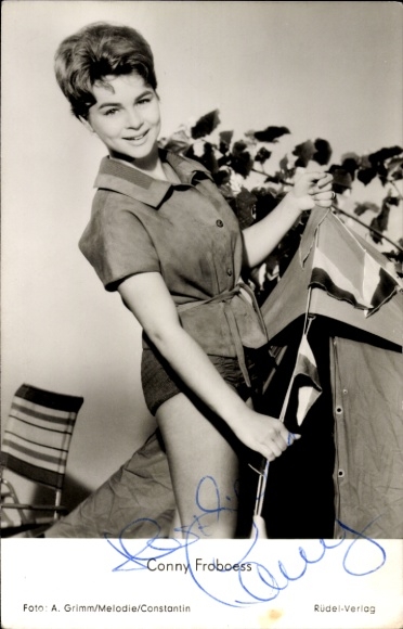 Actress and singer Conny Froboess in "Conny and Peter Make Music", autograph