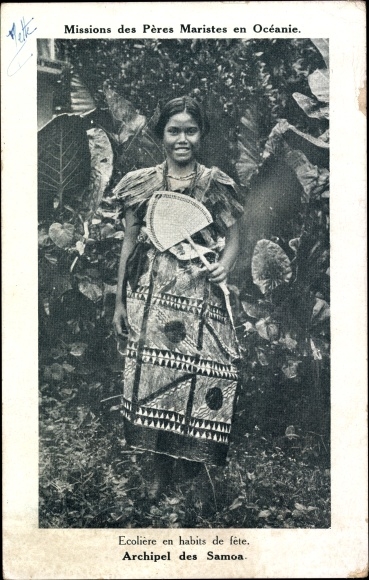 Postcard Samoa, Missions of the Marist Fathers in Oceania, Schoolgirl in festive clothes