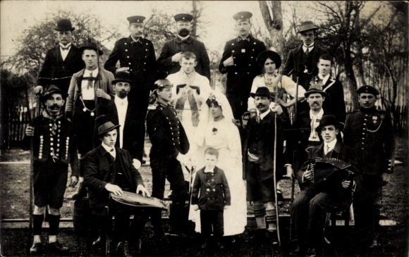 Photo Postcard Haiming in Upper Bavaria, wedding, group photo, folk costume