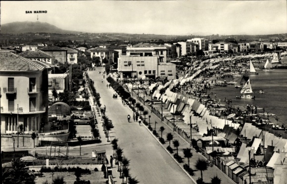 Postcard San Marino, beach promenade, sailboats, people on the beach, tents