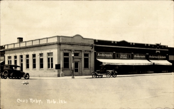 Photo Postcard Nebraska USA, buildings, street, shops