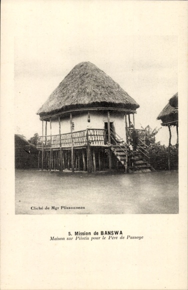 Postcard Cameroon, Banswa, Mission House on Stilts for the Father of Passage