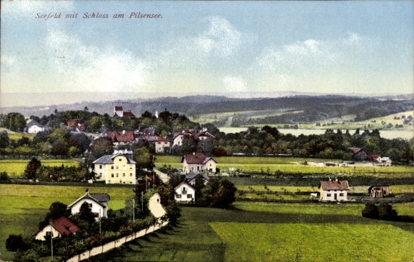 Seefeld am Pilsensee, Upper Bavaria, castle on Lake Pilsensee, landscape
