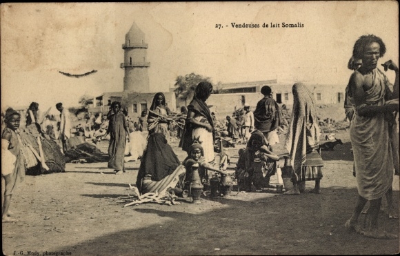 Postcard Somalia, Milk vendors, Marktszene