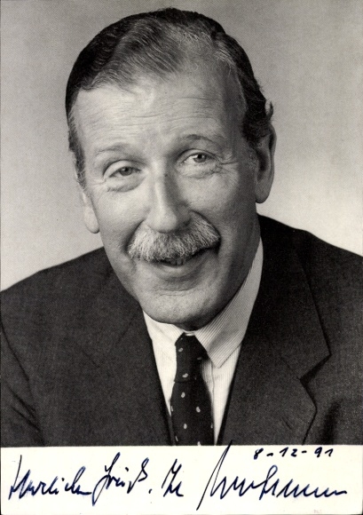 Photo of politician Constantin Heereman von Zuydtwyck, portrait, autograph