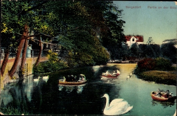 Postcard Hamburg Bergedorf, party on the Bille, boats on the water, swans
