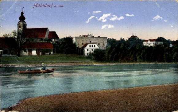 Mühldorf am Inn, Upper Bavaria, river landscape, boat on the water, building