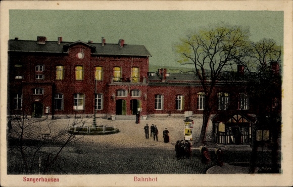 Sangerhausen in the Mansfeld-Südharz district, train station, street side