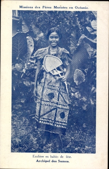 Postcard Samoa, Missions des Péres Maristes en Océanie, Ecolière en habits de féte