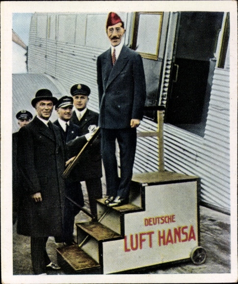 Collector's picture post-war period No. 190 May 1932 King Feisal of Iraq in Berlin, Tempelhof Airport