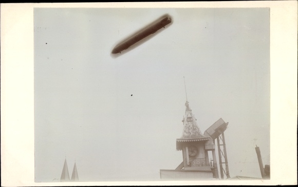 Photo Cologne on the Rhine, zeppelin over the city, invitation of the German Knights Unita