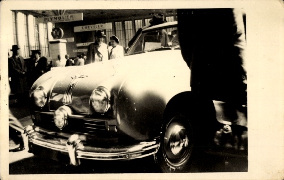 Photo Postcard car, people, exhibition