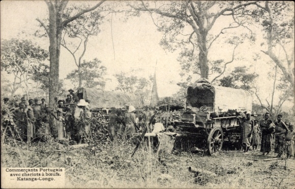 Postcard Katanga DR Congo Zaire, Portuguese traders with oxcarts