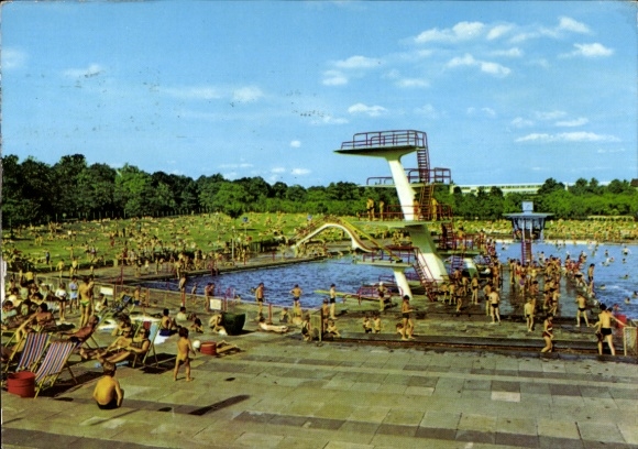 Postcard Berlin Pankow, outdoor pool, diving tower, swimming pool, deck chairs