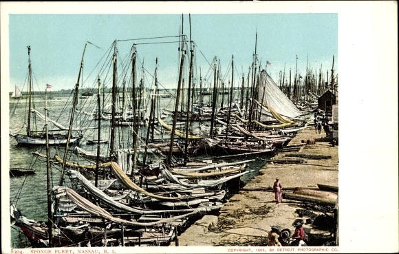 Postcard Nassau Bahamas, fleet of sponge divers in the harbor