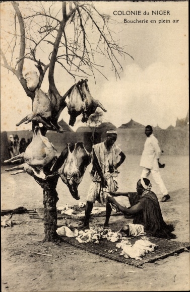 Postcard Niger, Open-air butcher