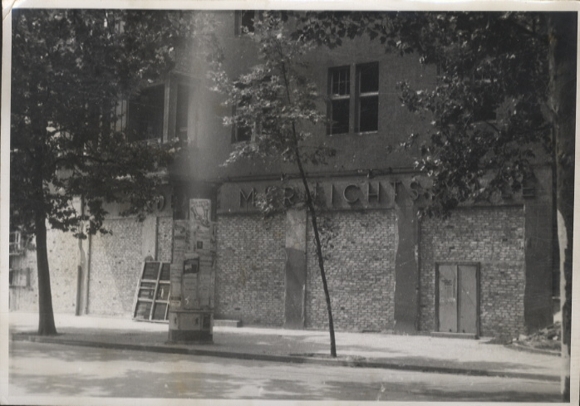 OFoto Berlin Wilmersdorf, Aßmannshauser Str./Homburger Str., Rüdesheimer Lichtspiele, 1946, 12x17