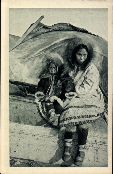 Alaska USA, Eskimos from the Arctic Ocean, young woman with child