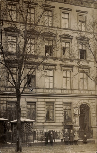 Photo: Berlin Moabit, Heidestraße 53, Restaurant, Residents, Children's group