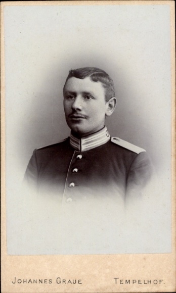 CdV Berlin Tempelhof, man in uniform, portrait