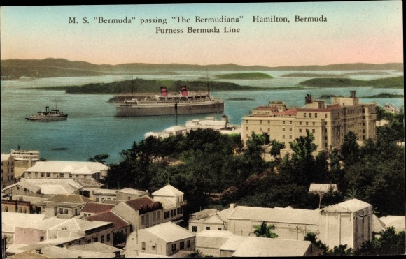Postcard Hamilton Bermuda, MS Bermuda passing the Bermudiana, Furness Bermuda Line