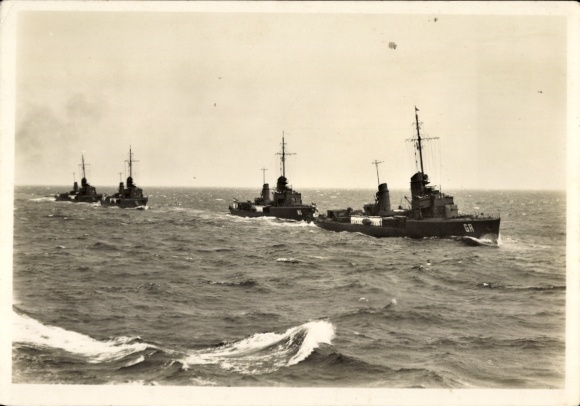Picture PC German warships, torpedo boats at full speed, eagle, hawk, vulture, falcon