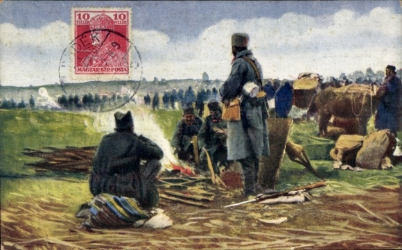 Postcard Kumanowo Kumanovo Macedonia, The Serbian army camp, soldiers sitting by the fire