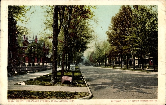 Postcard Indianapolis Indiana USA, North Delaware Street