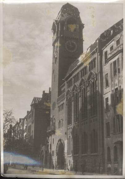 Original photo Berlin Charlottenburg, 25th municipal school, Sybelstraße, around 1945/46