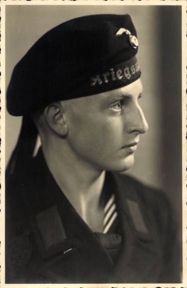 Photo: Ak, sailor of the Kriegsmarine in uniform, portrait