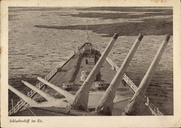 Postcard German Warship, Battleship in the Ice, German Navy