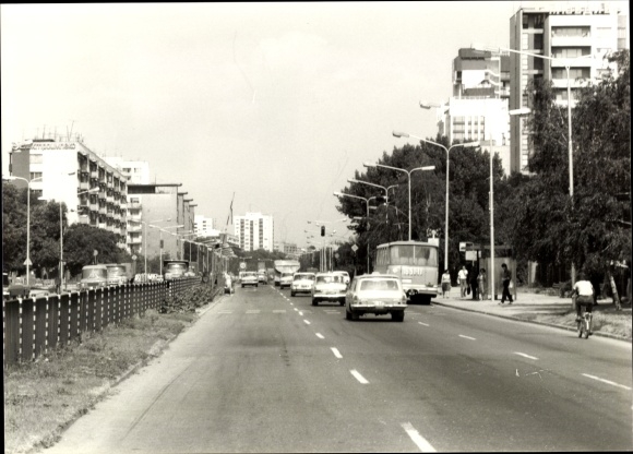 Photo Sofia Bulgaria, street with cars, bus