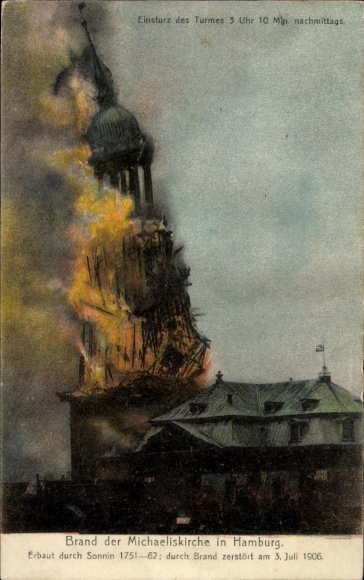 Hamburg Mitte Neustadt district, fire at St. Michael's Church