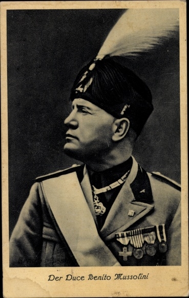 Postcard Duce Benito Mussolini, Portrait, Uniform, Orden