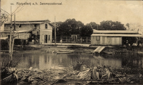 Postcard Suriname, Rijstpellerij a./h. Saramaccakanaal