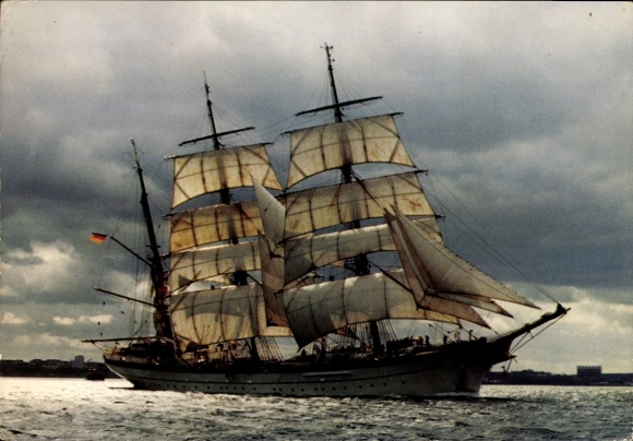 Postcard Gorch Fock, sailing training ship of the German Navy
